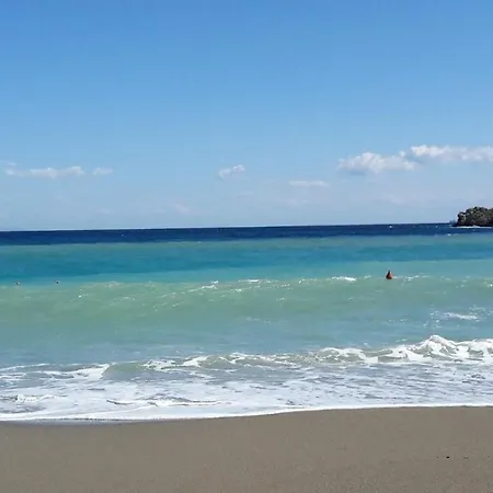 Reggio Seaview Apartment *