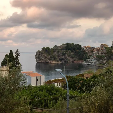Reggio Seaview Apartment